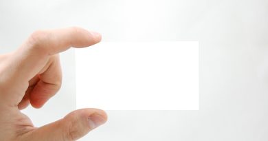 How To Design The Perfect Business Card: 10 Easy Tips You Need to Know